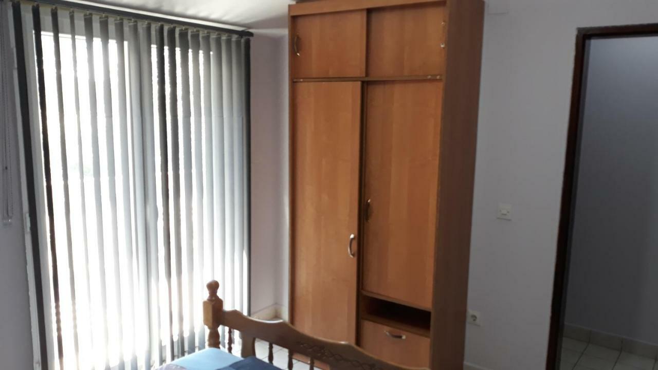 לושטיצה Apartmani Jovanovic מראה חיצוני תמונה